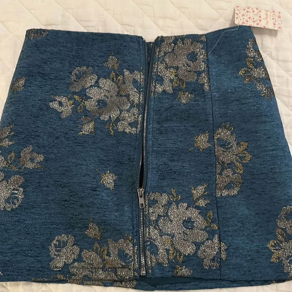 NWT Free People Blue & Silver mini skirt, size 6